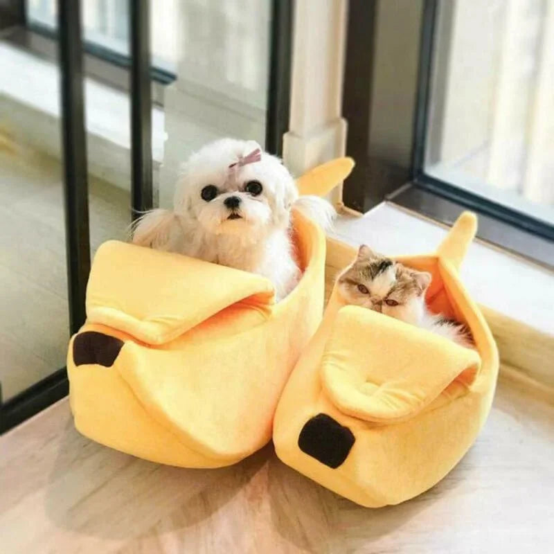 Funny Banana Cat House Bed with Cushion for Pets