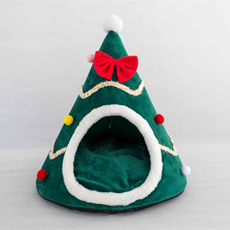Red Christmas hat cat bed for winter warmth