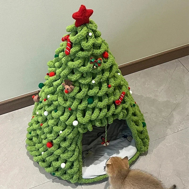Christmas Tree Cat Bed – Cozy Winter Nest for Cats & Kittens - Bitora